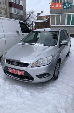 Универсал Ford Focus 2009 в Ромнах