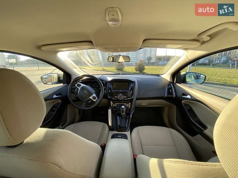 Хэтчбек Ford Focus 2013 в Львове