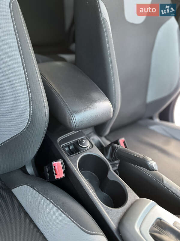 Седан Ford Focus 2011 в Любашівці фото 14 Седан Ford Focus 2011 в Любашівці
