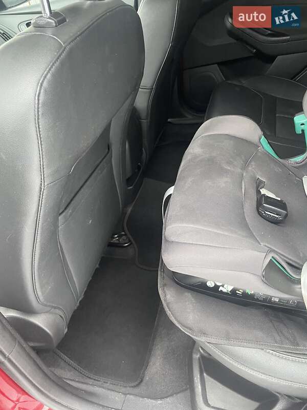 Седан Ford Focus 2015 в Києві