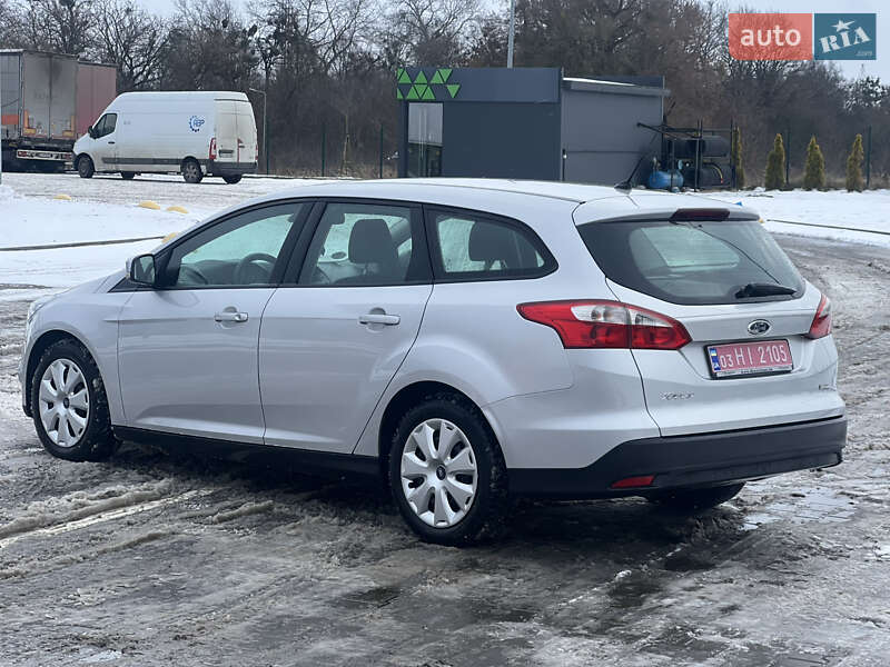 Универсал Ford Focus 2013 в Луцке фото 6 Универсал Ford Focus 2013 в Луцке