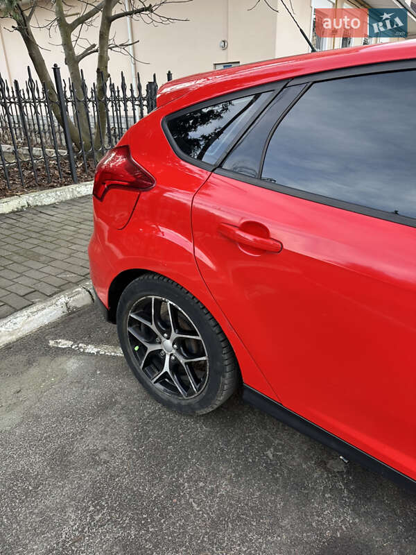 Хэтчбек Ford Focus 2015 в Львове фото 4 Хэтчбек Ford Focus 2015 в Львове