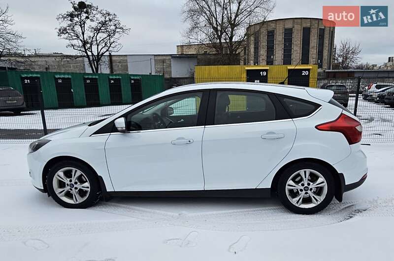 Хэтчбек Ford Focus 2013 в Киеве
