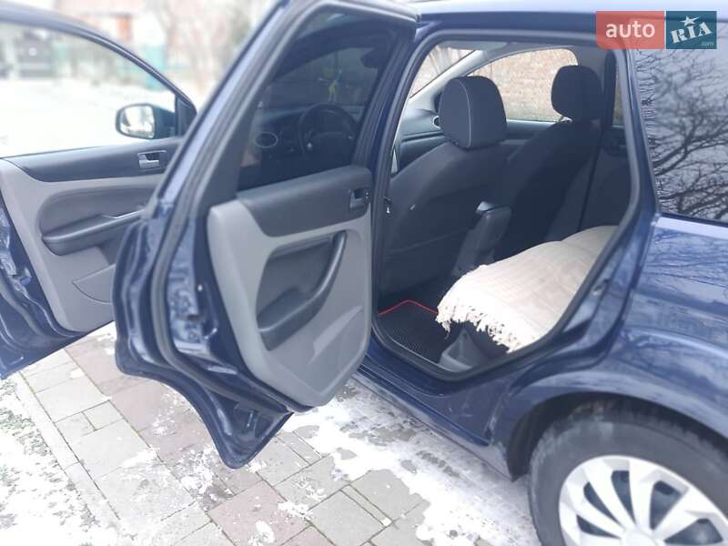 Универсал Ford Focus 2010 в Дрогобыче фото 25 Универсал Ford Focus 2010 в Дрогобыче