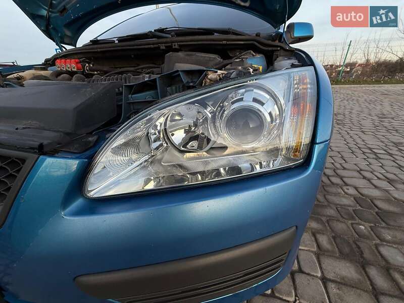 Хетчбек Ford Focus 2006 в Чернівцях фото 12 Хетчбек Ford Focus 2006 в Чернівцях