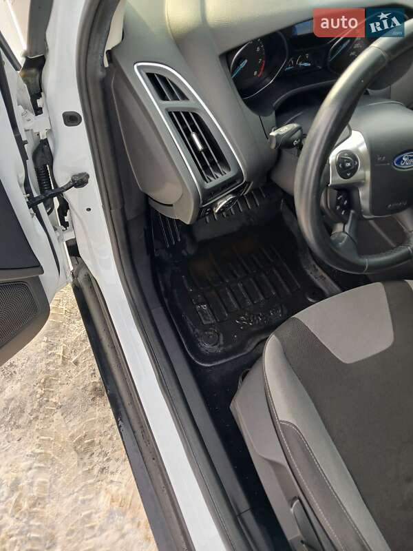 Хетчбек Ford Focus 2012 в Черкасах