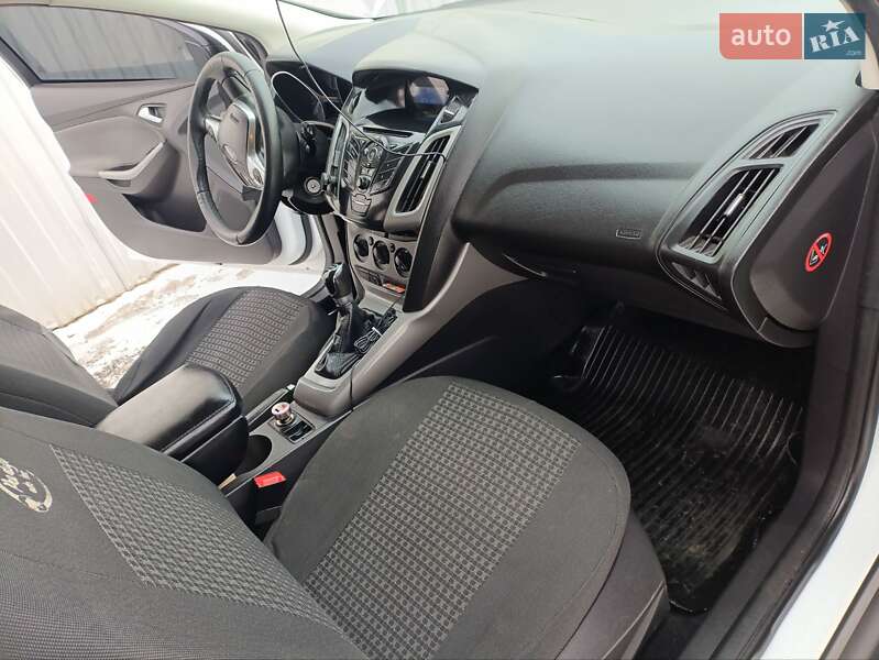 Седан Ford Focus 2012 в Калиновке фото 13 Седан Ford Focus 2012 в Калиновке