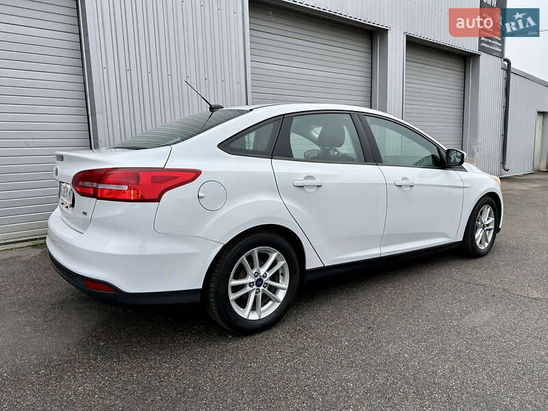 Седан Ford Focus 2017 в Киеве