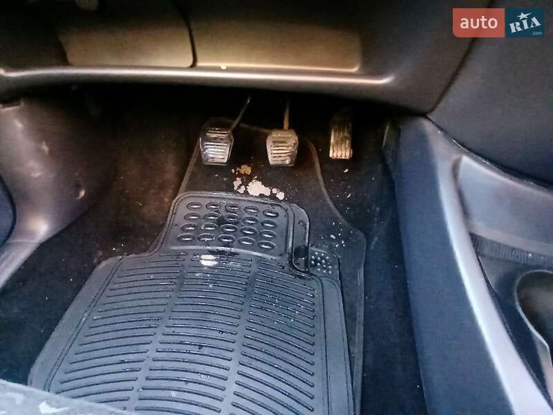 Универсал Ford Focus 2004 в Тернополе фото 50 Универсал Ford Focus 2004 в Тернополе