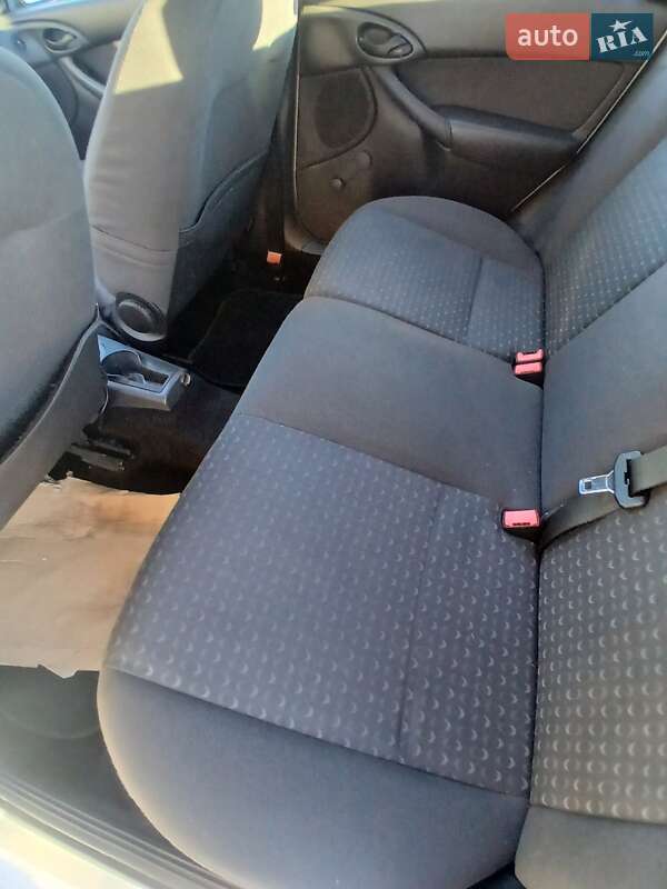 Универсал Ford Focus 2004 в Тернополе фото 105 Универсал Ford Focus 2004 в Тернополе