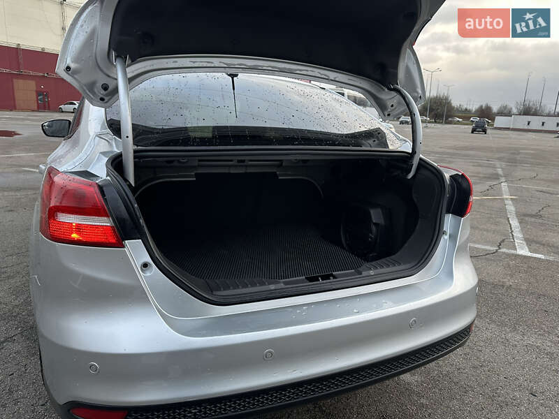 Седан Ford Focus 2018 в Киеве