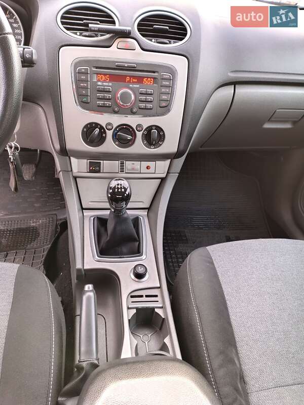 Хетчбек Ford Focus 2011 в Броварах фото 25 Хетчбек Ford Focus 2011 в Броварах