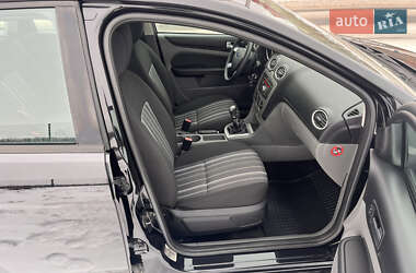 Універсал Ford Focus 2010 в Звягелі