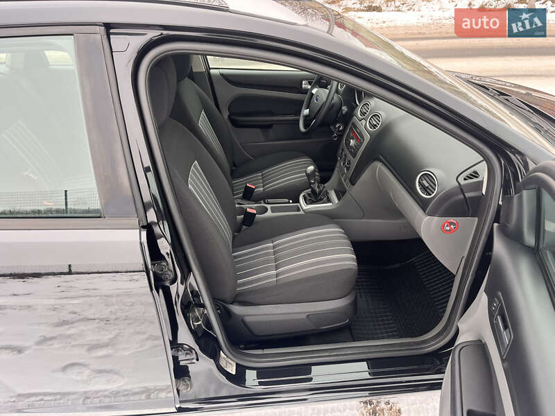 Универсал Ford Focus 2010 в Звягеле