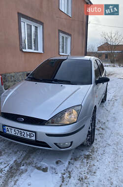 Хэтчбек Ford Focus 2003 в Рогатине