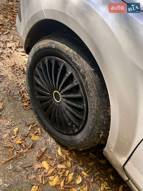 Универсал Ford Focus 2010 в Каменец-Подольском фото 7 Универсал Ford Focus 2010 в Каменец-Подольском