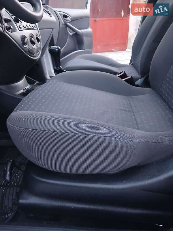 Универсал Ford Focus 2004 в Тернополе фото 60 Универсал Ford Focus 2004 в Тернополе