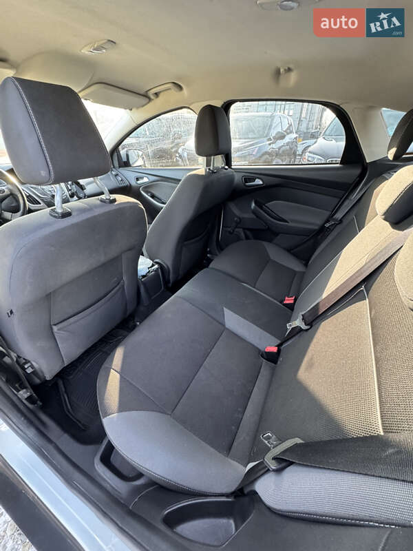 Хетчбек Ford Focus 2013 в Івано-Франківську