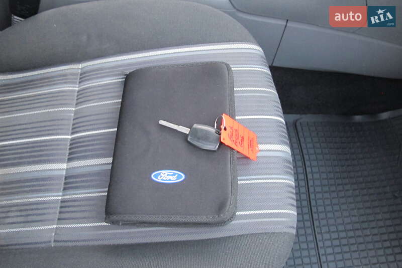 Универсал Ford Focus 2009 в Киеве