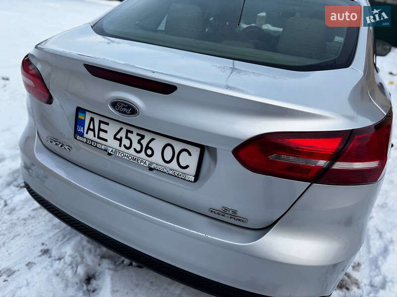 Седан Ford Focus 2015 в Новомосковске фото 5 Седан Ford Focus 2015 в Новомосковске