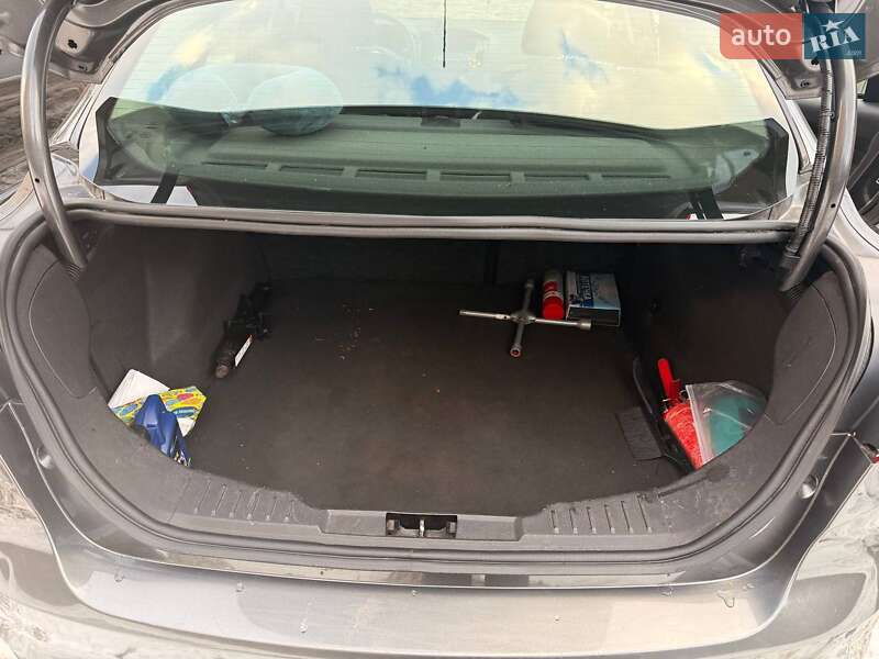 Седан Ford Focus 2015 в Львове фото 3 Седан Ford Focus 2015 в Львове
