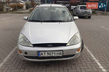 Універсал Ford Focus 2000 в Золочеві