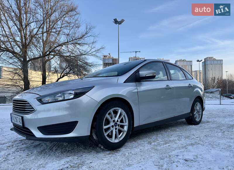 Седан Ford Focus 2015 в Киеве