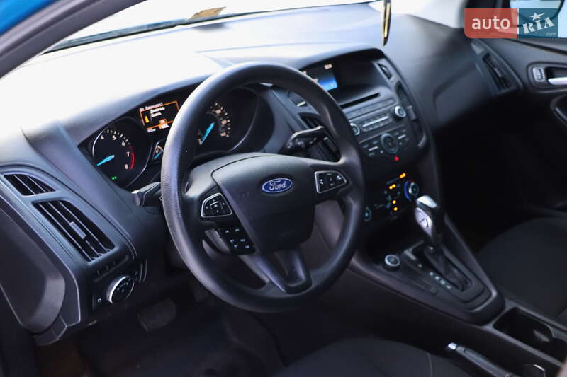 Седан Ford Focus 2015 в Кременчуці