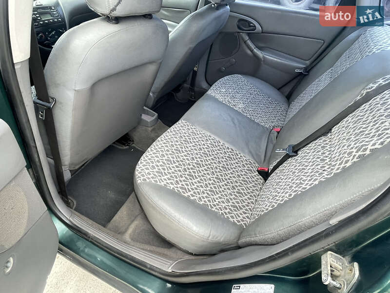 Седан Ford Focus 2000 в Солотвине фото 13 Седан Ford Focus 2000 в Солотвине