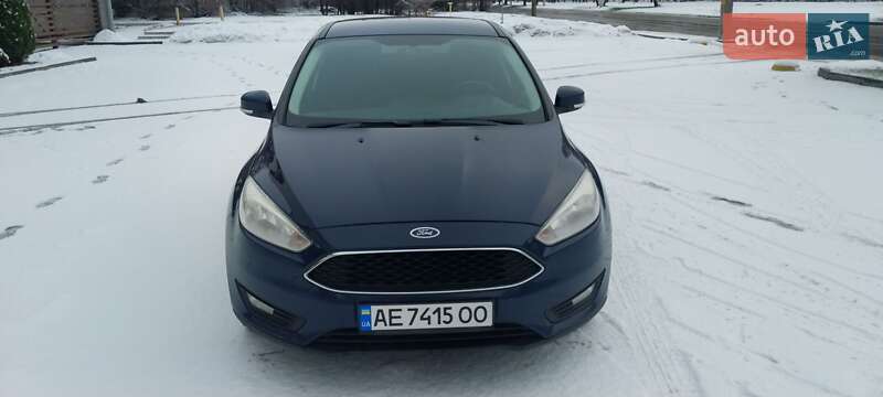 Седан Ford Focus 2015 в Днепре