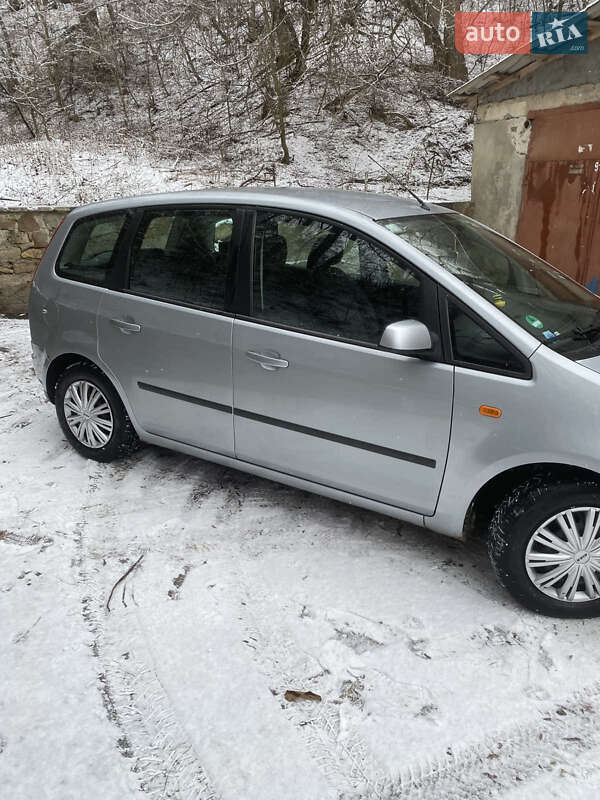 Універсал Ford Focus 2004 в Могилів-Подільському фото Універсал Ford Focus 2004 в Могилів-Подільському