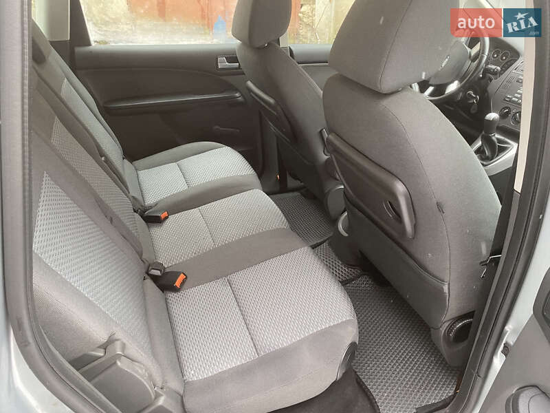 Універсал Ford Focus 2004 в Могилів-Подільському фото 7 Універсал Ford Focus 2004 в Могилів-Подільському