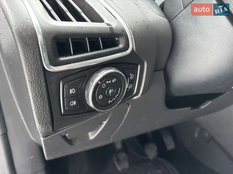 Універсал Ford Focus 2012 в Хоролі фото 30 Універсал Ford Focus 2012 в Хоролі