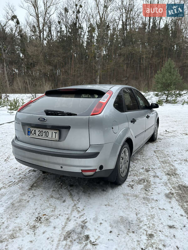 Хэтчбек Ford Focus 2005 в Киеве фото 7 Хэтчбек Ford Focus 2005 в Киеве