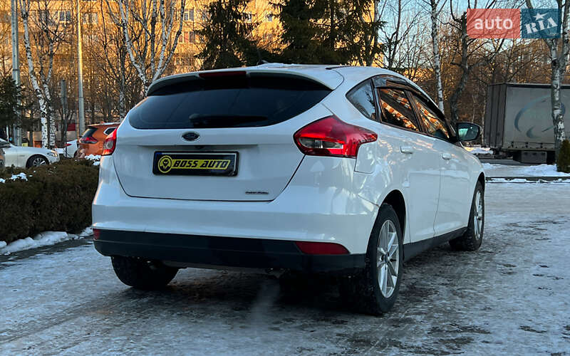 Хэтчбек Ford Focus 2016 в Львове