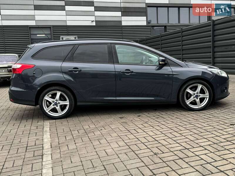 Універсал Ford Focus 2013 в Черкасах