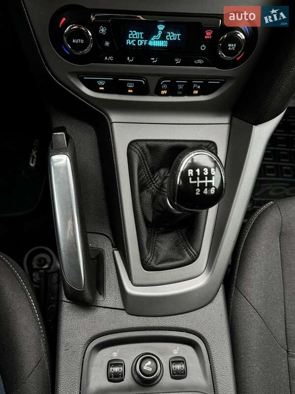Універсал Ford Focus 2013 в Черкасах