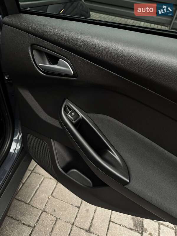 Універсал Ford Focus 2013 в Черкасах