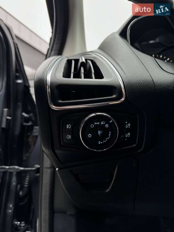 Універсал Ford Focus 2013 в Черкасах