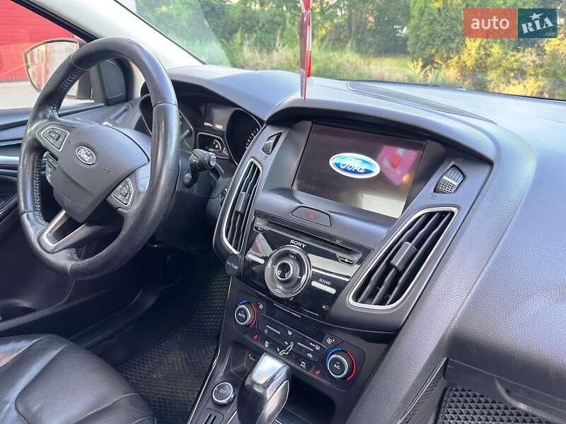 Хэтчбек Ford Focus 2016 в Запорожье