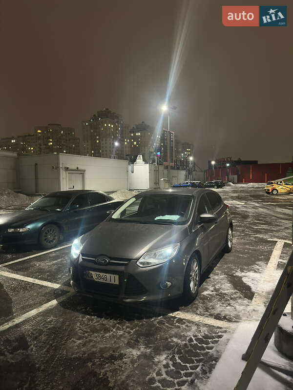 Хэтчбек Ford Focus 2013 в Киеве