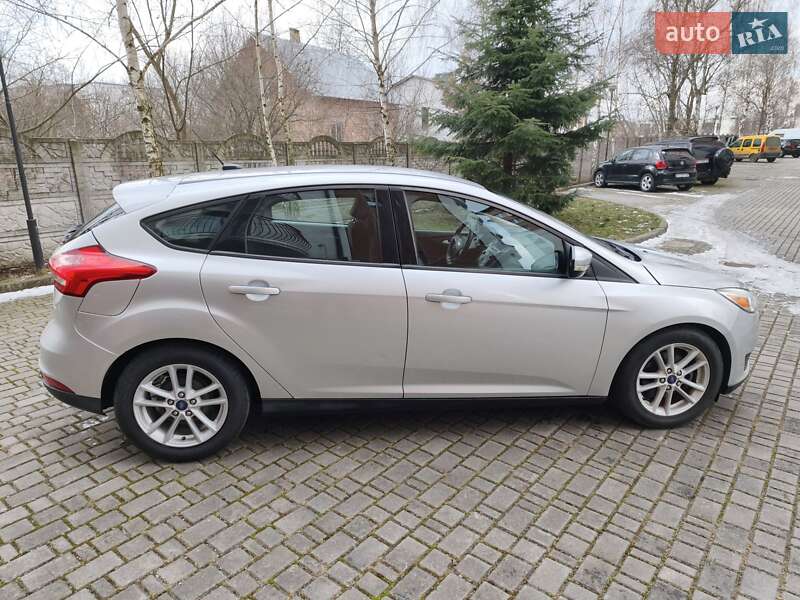 Хетчбек Ford Focus 2017 в Івано-Франківську