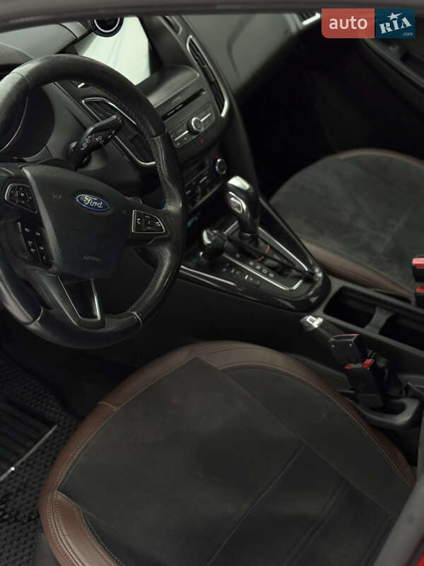 Универсал Ford Focus 2018 в Микулинцах