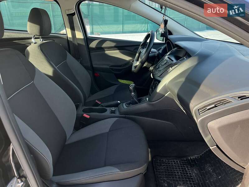 Седан Ford Focus 2013 в Львове фото 31 Седан Ford Focus 2013 в Львове