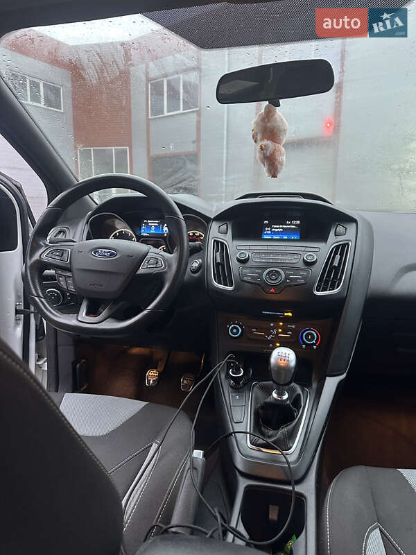 Хэтчбек Ford Focus 2018 в Киеве