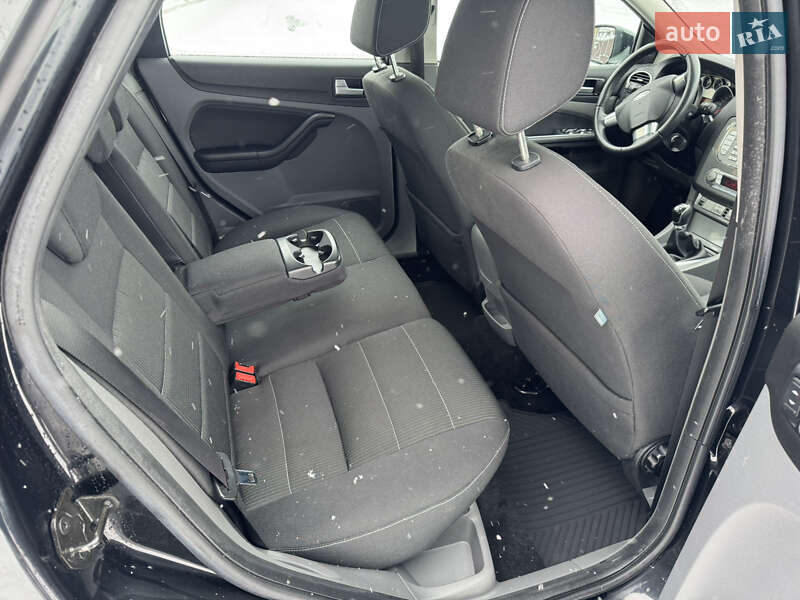 Хэтчбек Ford Focus 2008 в Умани