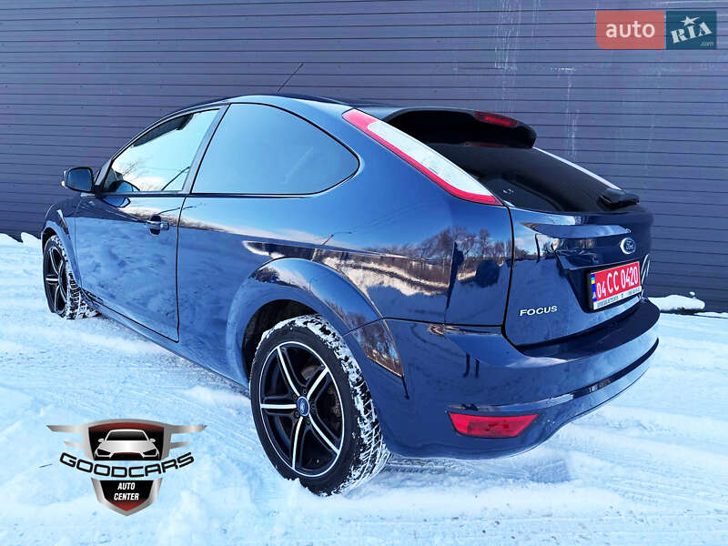 Хэтчбек Ford Focus 2008 в Каменском