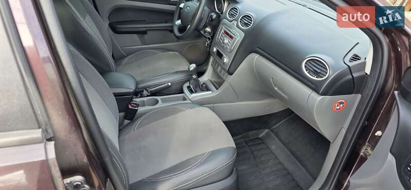 Хетчбек Ford Focus 2008 в Херсоні