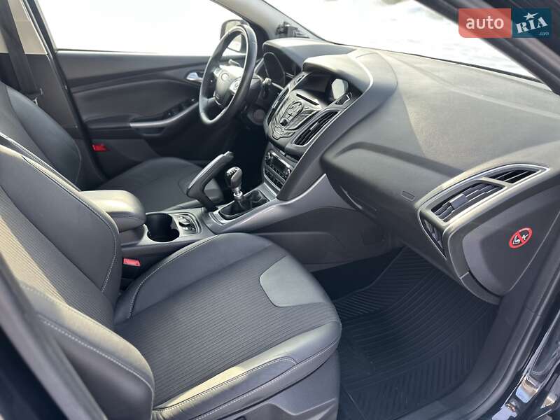 Універсал Ford Focus 2011 в Гнівані