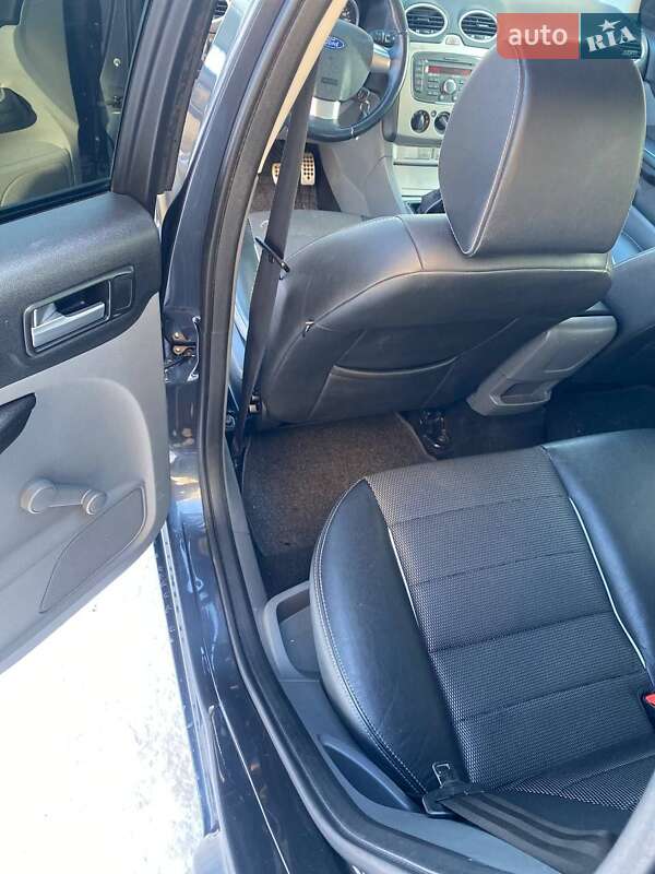 Універсал Ford Focus 2010 в Чернігові фото 28 Універсал Ford Focus 2010 в Чернігові